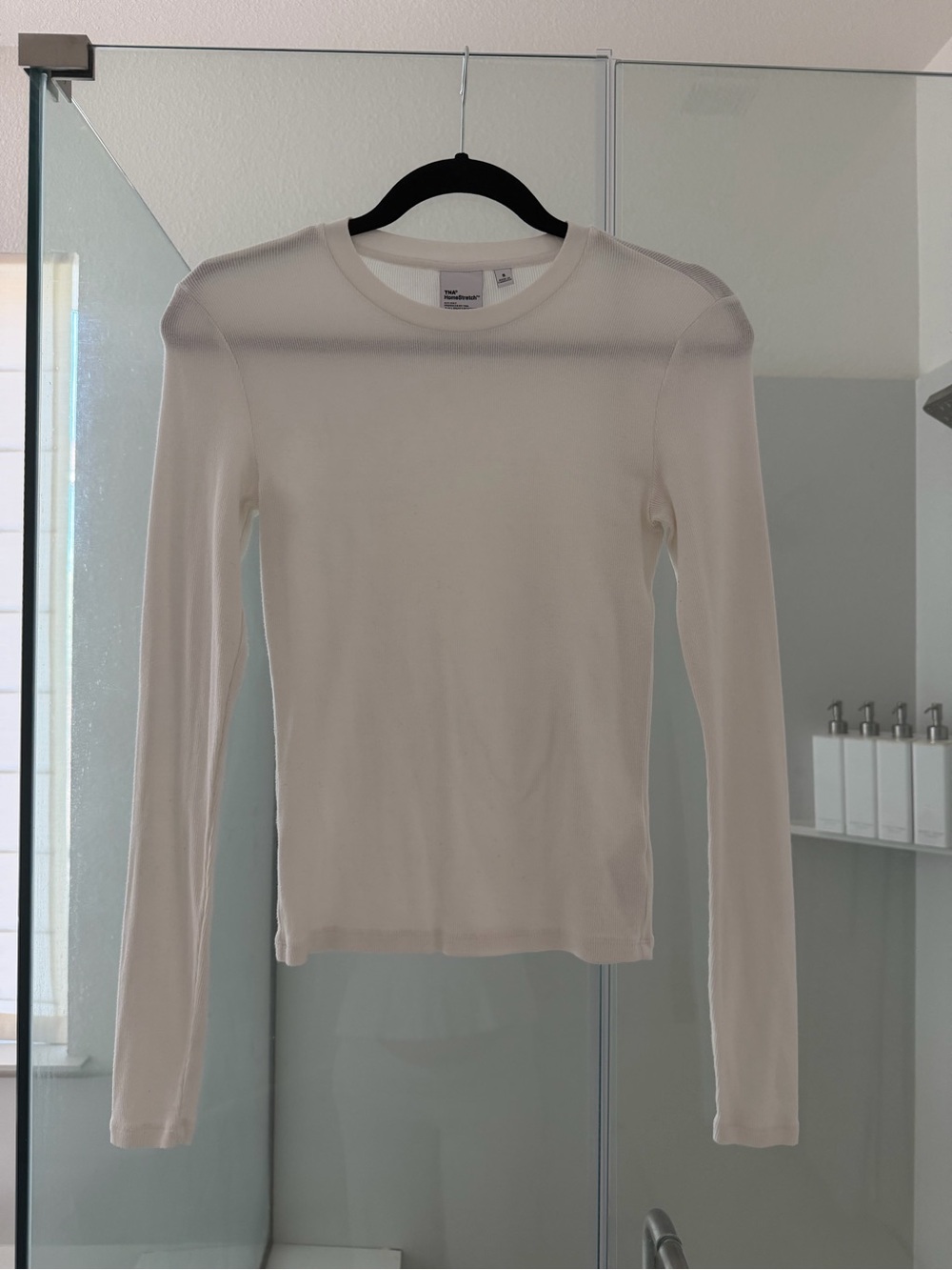 Aritzia TNA Long Sleeve Crewneck Top - White - Unbranded